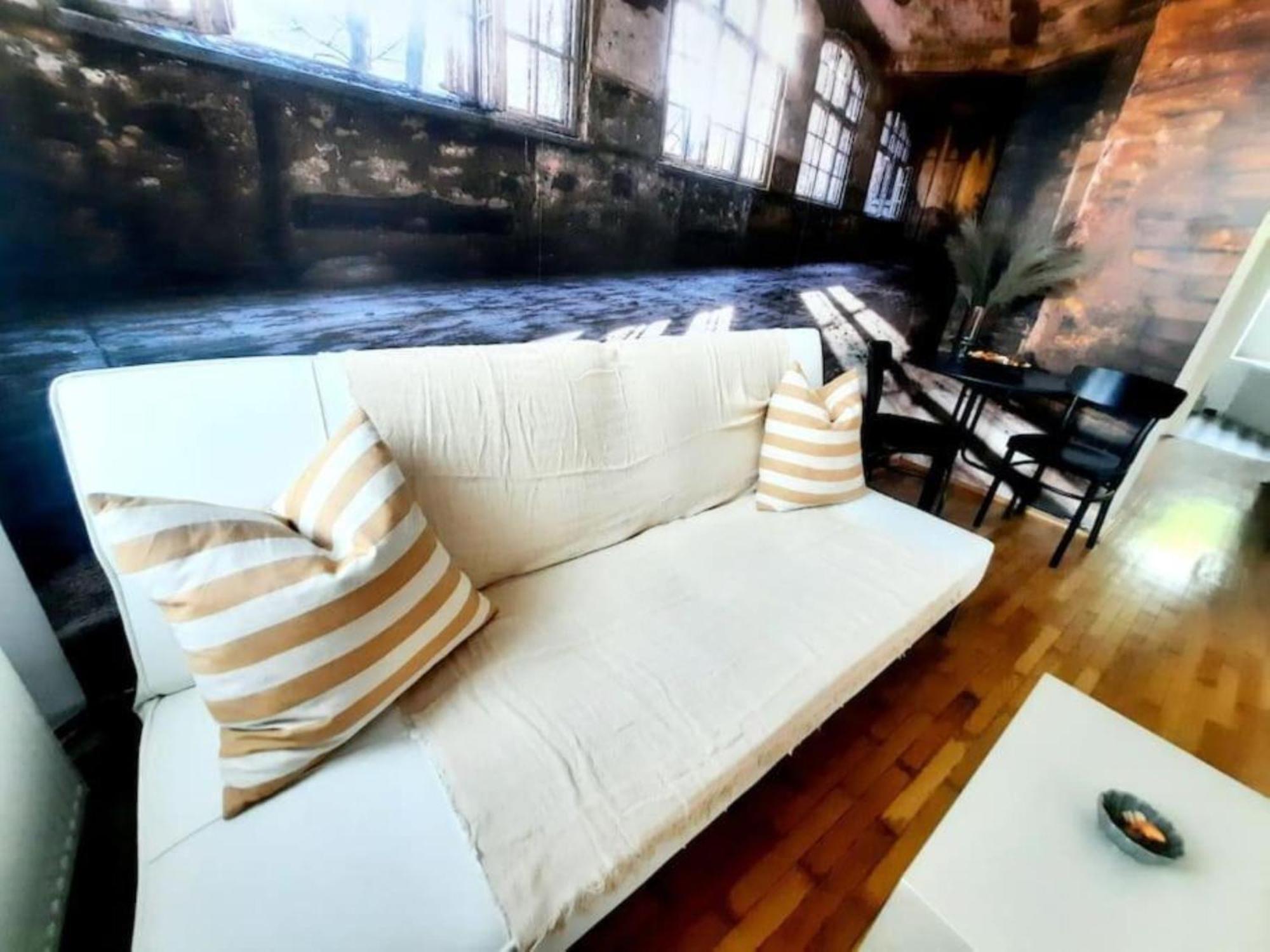 One Bedroom By The Park Old Town Belle Vue Τιμισοάρα Εξωτερικό φωτογραφία